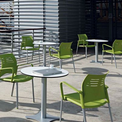 LINEABÜRO Cafeteria Tische und Stühle - ACTIU_CAF_SPACIO052